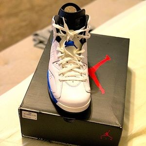 Jordan 6’s Size 10 (Like New)
